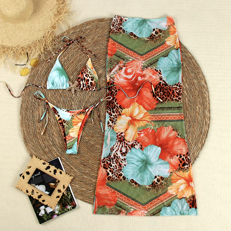 SANDRA - THREE-PIECE BIKINI SET
