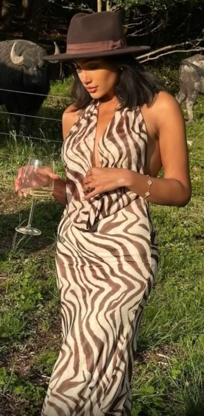 CARLA - V-NECK SLEEVELESS SLIM DRESS